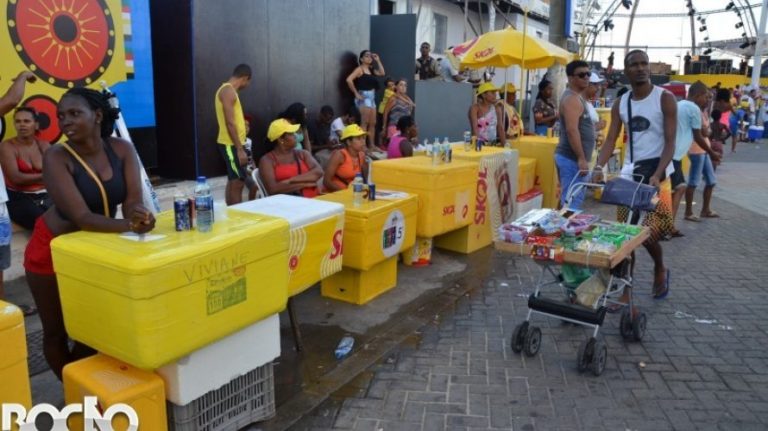 Vereadores entram na Justiça contra exclusividade de cervejas no Carnaval de Salvador