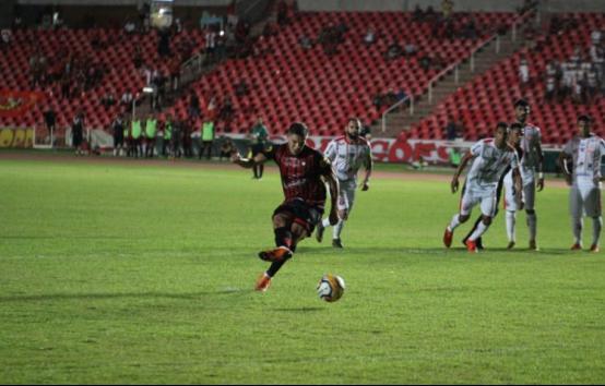 Copa do Brasil: Vitória dá vexame