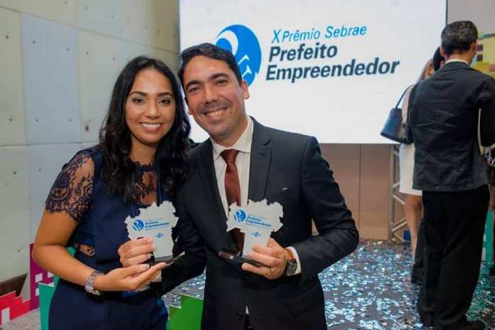 MADRE DE DEUS: ESPOSA DO PREFEITO ASSUME SECRETARIA DE SAÚDE