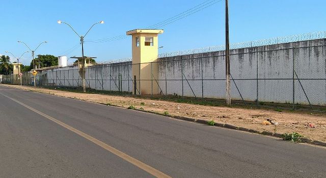 PRESOS SÃO TRANSFERIDOS DE FEIRA DE SANTANA PARA PRESÍDIOS DE SEGURANÇA MÁXIMA