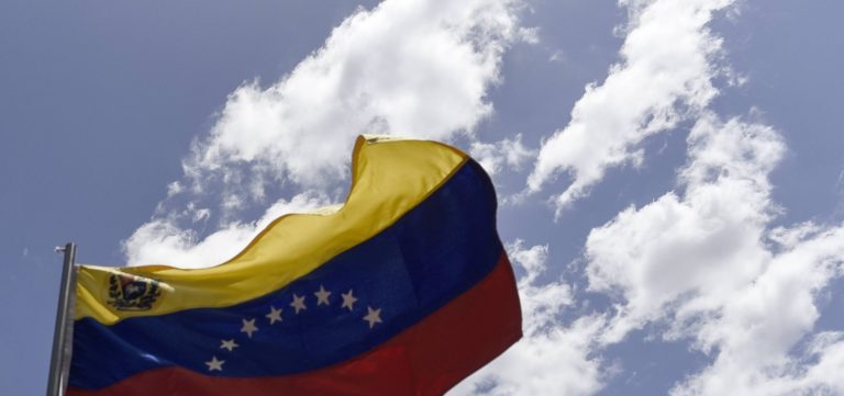 Jornalista norte-americano é preso na Venezuela