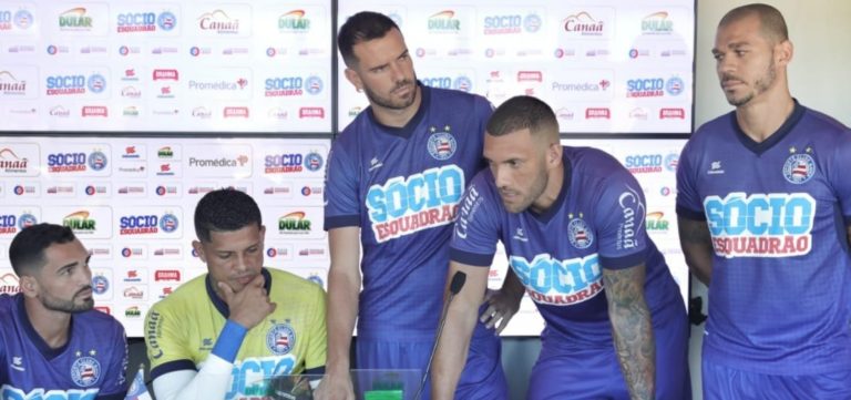 Jogadores do Bahia se pronunciam e negam racha no elenco