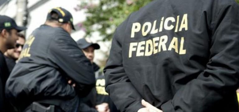 Polícia cumpre mandado de busca e apreensão na casa de Temer na tarde de hoje