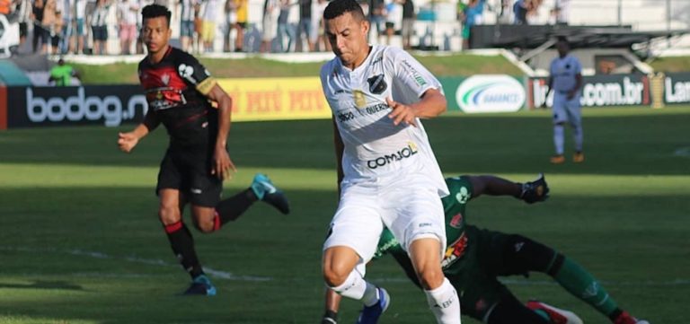 Com direito a pênalti desperdiçado, Vitória empata em 0 a 0 com o ABC pelo Nordestão