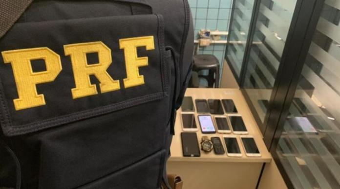 CELULARES ROUBADOS NO CARNAVAL SÃO RECUPERADOS NA BR-324