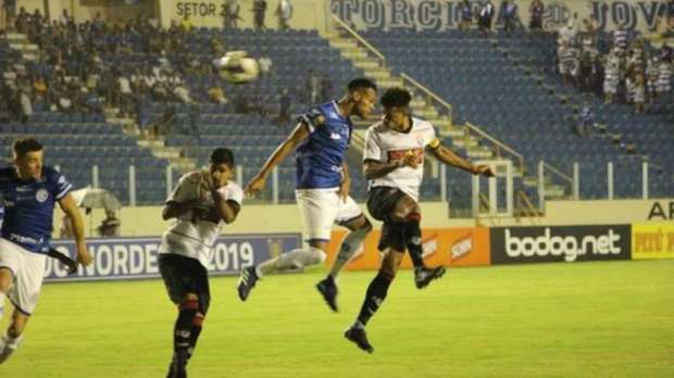 Copa do Nordeste: Vitória segue sem vencer