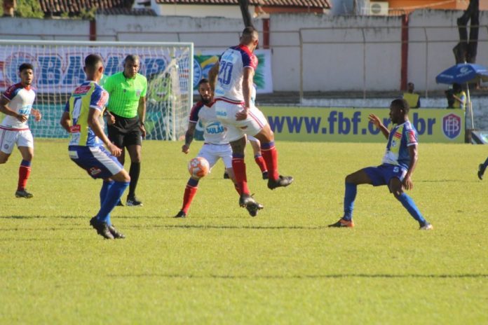 Campeonato Baiano: Bahia se classifica fácil; Vitória dá vexame