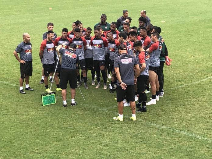 Copa do Nordeste: Vitória estreia treinador e joga para não ser eliminado