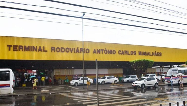 CANDEIAS: COBRANÇA DE TAXAS NA CENTRAL E TERMINAL RODOVIÁRIO SÃO SUSPENSAS PELA PREFEITURA