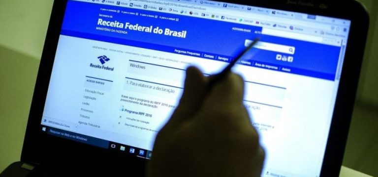 Prazo para declarar imposto de renda 2023 termina nesta quarta-feira (31)