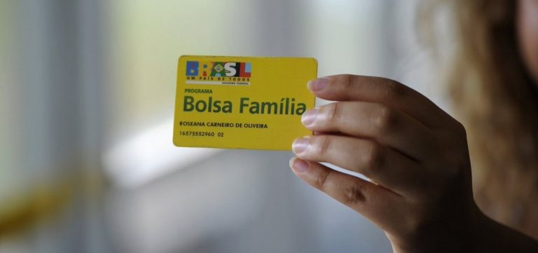 Bolsa Família paga hoje a 2,2 mi de beneficiários; não há Auxílio Gás