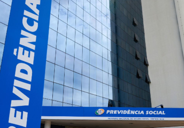 Governo federal deve fechar 2024 com 1,8 milhão de pessoas na fila do INSS