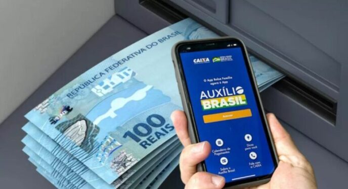 Auxílios Brasil e Gás encerram hoje pagamento a 21 mi famílias beneficiárias