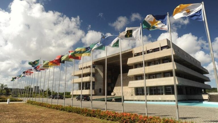 Alba aprova quatro projetos de lei de iniciativa do Poder Executivo
