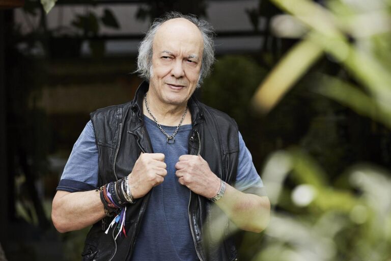Morre o cantor símbolo da jovem guarda Erasmo Carlos