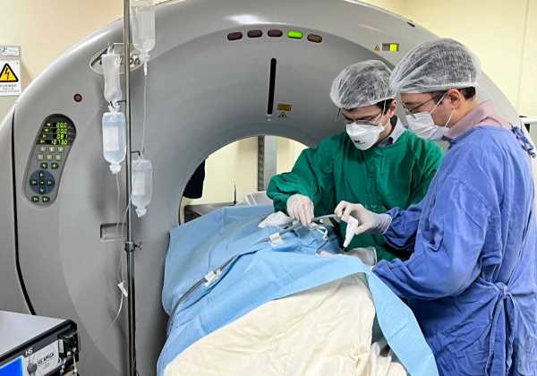 Hospital Roberto Santos realiza procedimento inédito pelo SUS na Bahia
