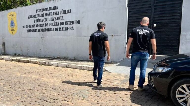 Mulher é presa acusada de prostituir as próprias filhas