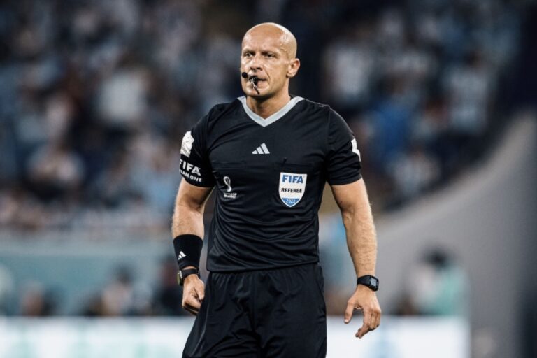 FIFA escolhe arbitro polonês para apitar final da Copa do Mundo