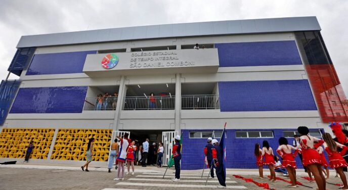 Matrícula online da rede estadual de ensino começa hoje