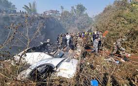 Acidente aéreo deixa quase 70 mortos no Nepal