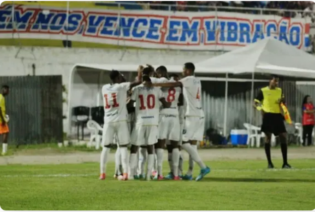 Com reservas, Bahia vence, garante 1º lugar e rebaixa Doce Mel no Campeonato Baiano
