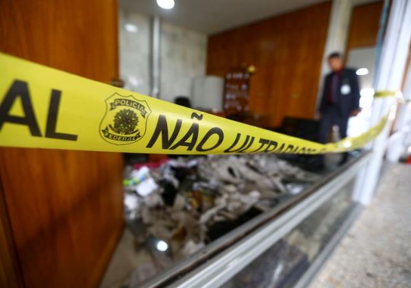 AGU quer que financiadores dos ataques golpistas paguem R$ 100 milhões de indenização
