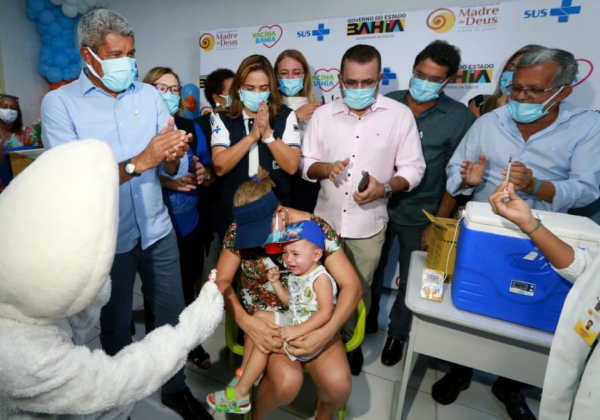 Governador lança programa ‘Vacina Bahia’ em Madre de Deus