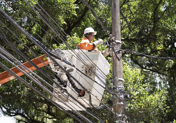 Neoenergia Coelba flagrou 350 ligações clandestinas por dia no Estado em 2022