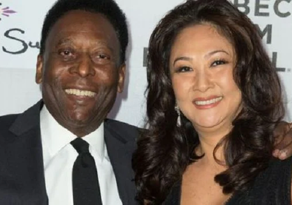 Viúva de Pelé desiste de administrar fortuna deixada pelo jogador