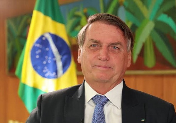 Ex-ministros de Bolsonaro não devolveram relógios avaliados em R$ 50 mil à União