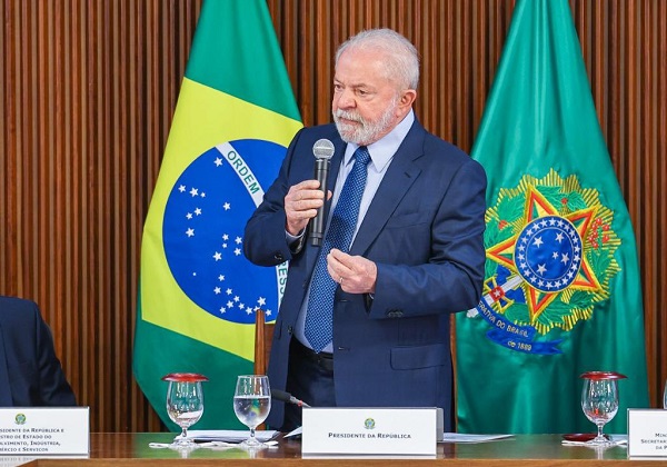 General diz que Lula concordou em não efetuar prisões em acampamento golpista em 8 de janeiro