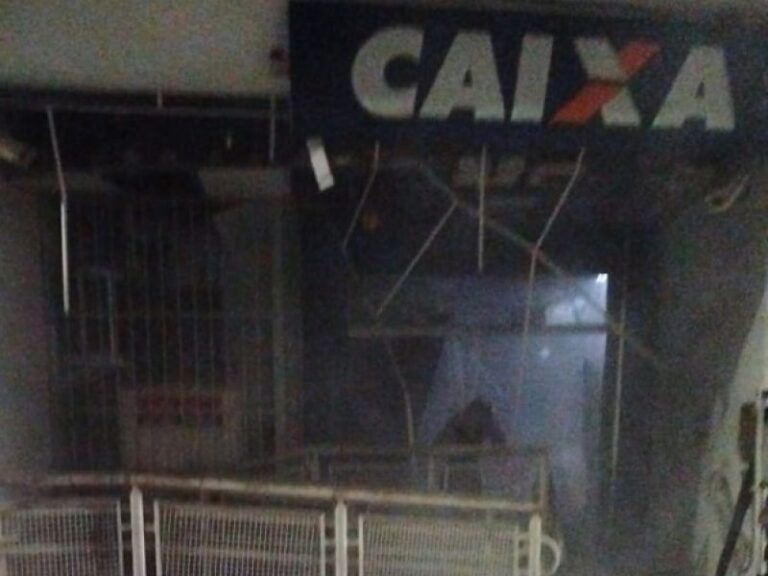 Agência bancária é alvo de ataque no recôncavo da Bahia; sequência de tiros foi registrada por moradores