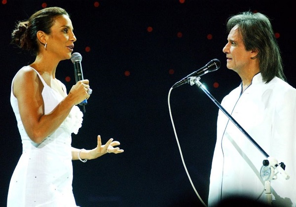 Ivete Sangalo celebra 82 anos de Roberto Carlos: ‘Dia do nosso rei’