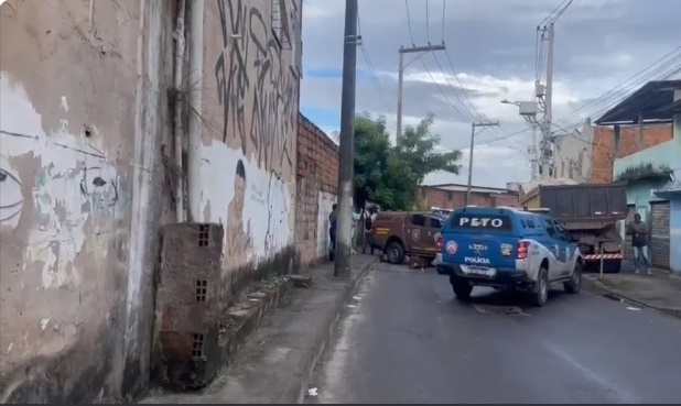 Família refém em Salvador é liberada após quase seis horas; suspeito de feminicídio foi preso