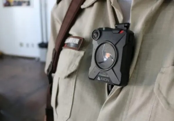 SSP suspende licitação de aquisição de câmeras para uniformes de policiais