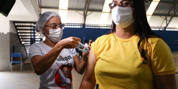 Prefeitura promove Dia D de vacinação contra a Gripe neste sábado (6)