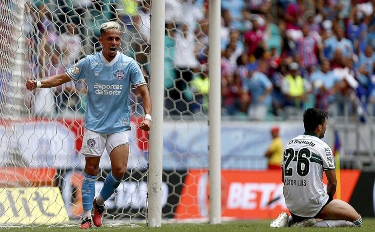 Bahia vence o Coritiba e conquista primeiro triunfo em casa pelo Brasileirão