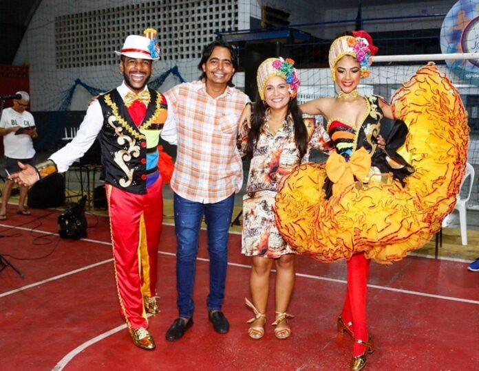 Candeias: Figurino oficial da quadrilha junina Brilho Candeense é lançado