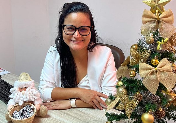 TRE cassa mandato de Débora Régis por unanimidade