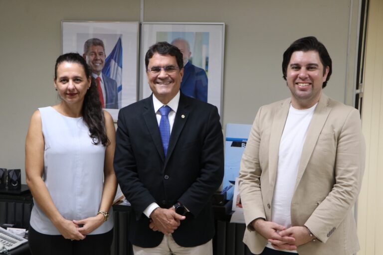 SDE recebe Colégio Brasileiro de Executivos em Saúde