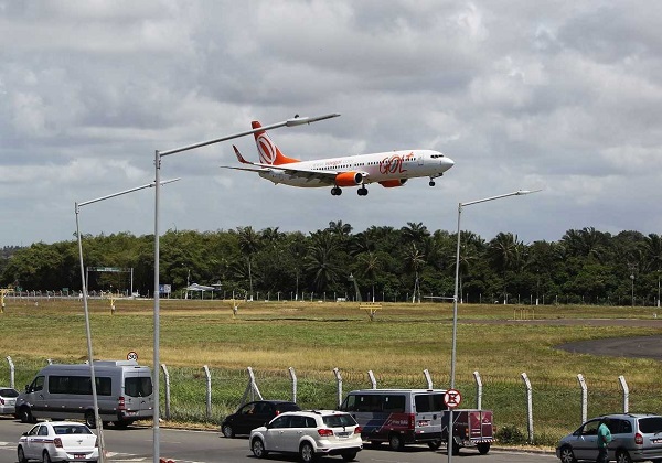 Passagens aéreas caem 17,73% em maio no IPCA, diz IBGE