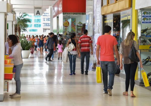Dia dos Pais: CDL estima crescimento de 5% nas vendas com tíquete médio de R$ 180