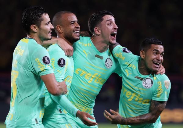 Palmeiras atropela zebra e encaminha quarta semifinal de Libertadores consecutiva
