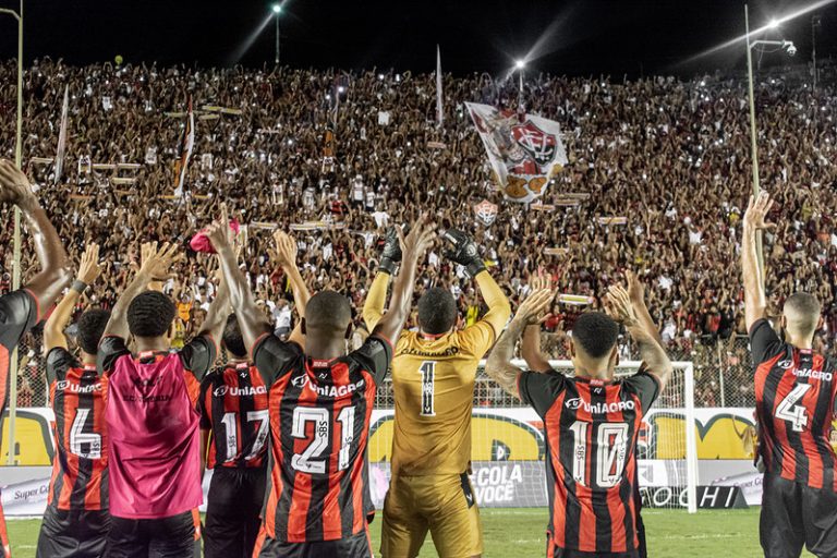 Vitória supera o Tombense e abre vantagem na liderança da Série B