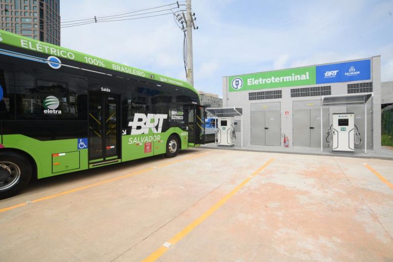 Terminal de eletrocarga é inaugurado em Salvador para ônibus