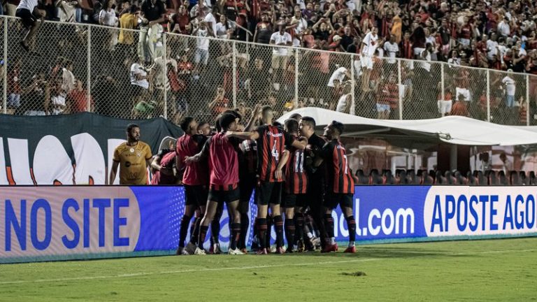 Vitória encara o Ituano para ampliar vantagem na liderança da Série B; prováveis escalações