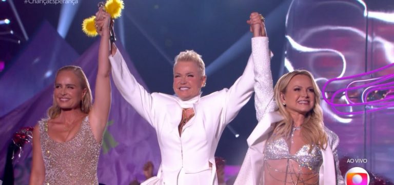 “Se não tinha uma negra naquela época, não foi por culpa nossa”, diz Xuxa