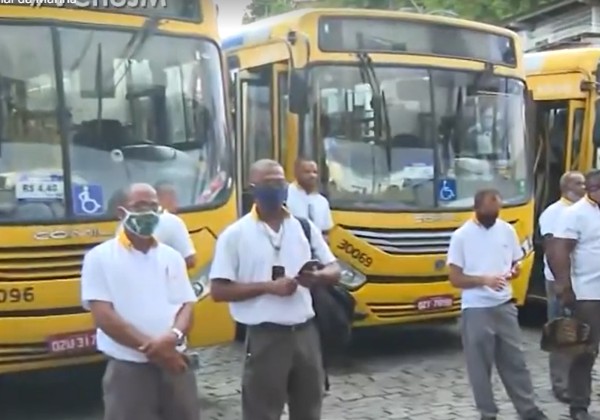 Pontos amanhecem cheios por causa de paralisação dos rodoviários; greve geral é cogitada