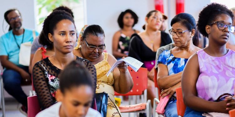 Candeias: Fazedores de cultura participam de consultoria no pré-lançamento do edital da LPG