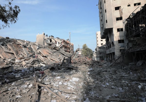 Israel x Hamas: novo grupo de reféns deve ser liberado neste sábado (25)